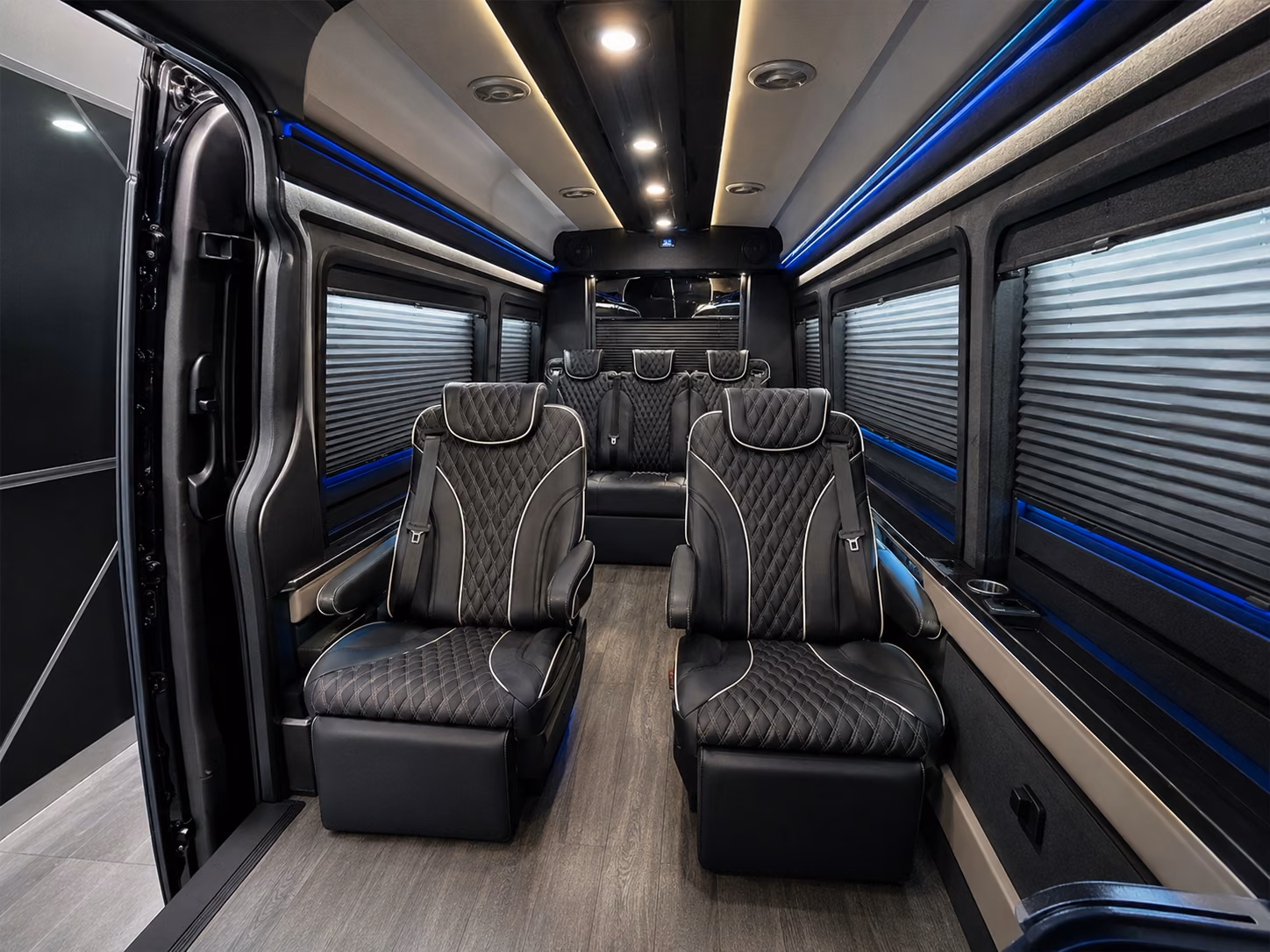 corporate group airport shuttles for santa cruz tech and conference travel
