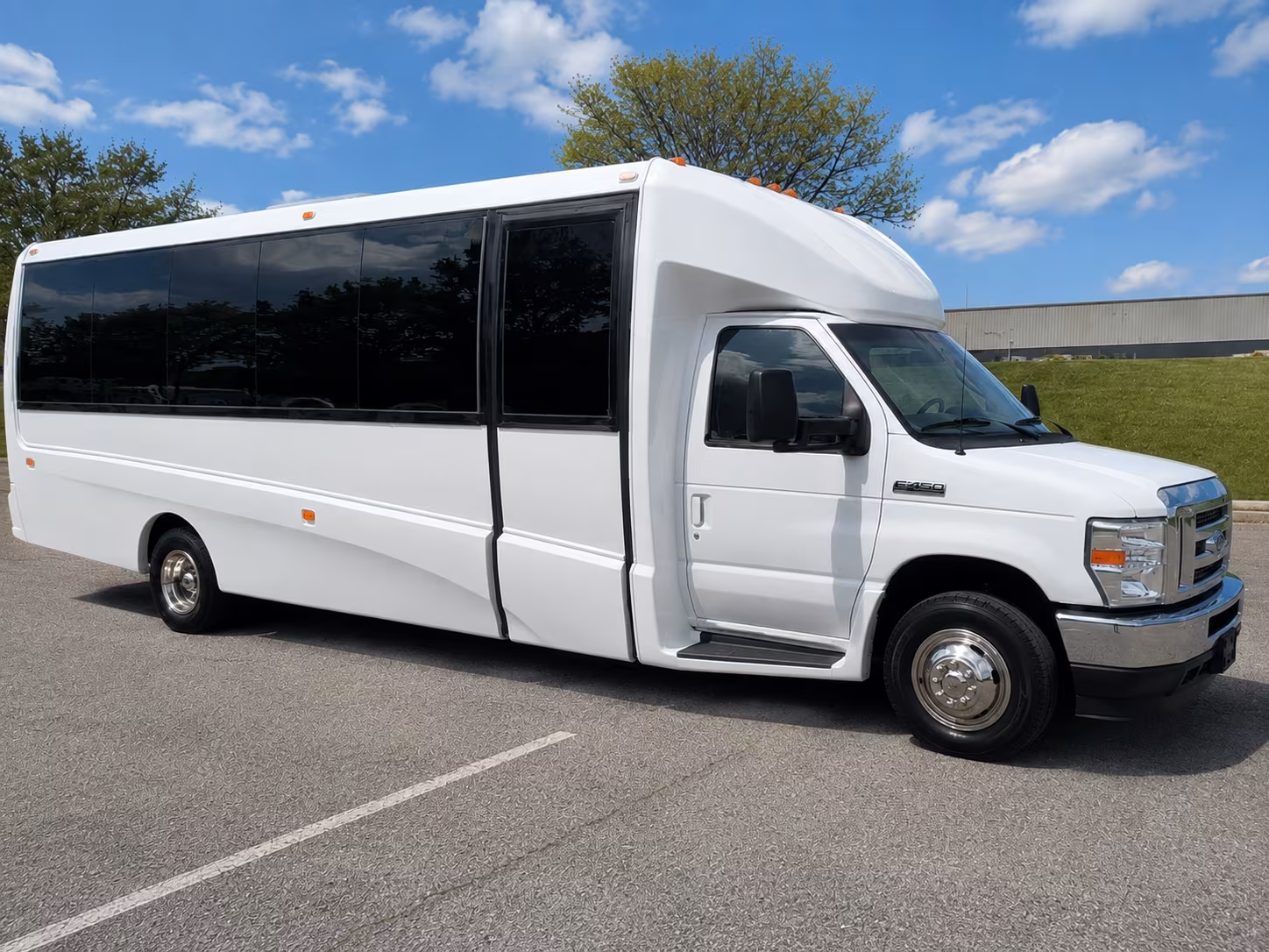 employee shuttle buses for santa cruz companies and tech campuses